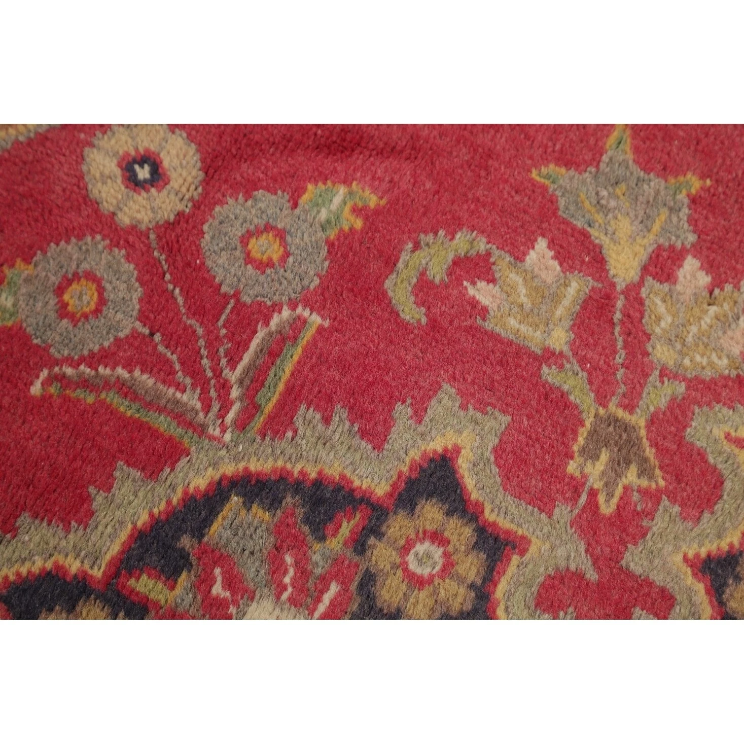 Discount ⌛ Gracewood Hollow Mwashinga Handmade Distressed Medallion Persian Area Rug - 10'3" X 6'8" ⌛ 12 Discount ⌛ Gracewood Hollow Mwashinga Handmade Distressed Medallion Persian Area Rug - 10'3" X 6'8" ⌛ - Image 10